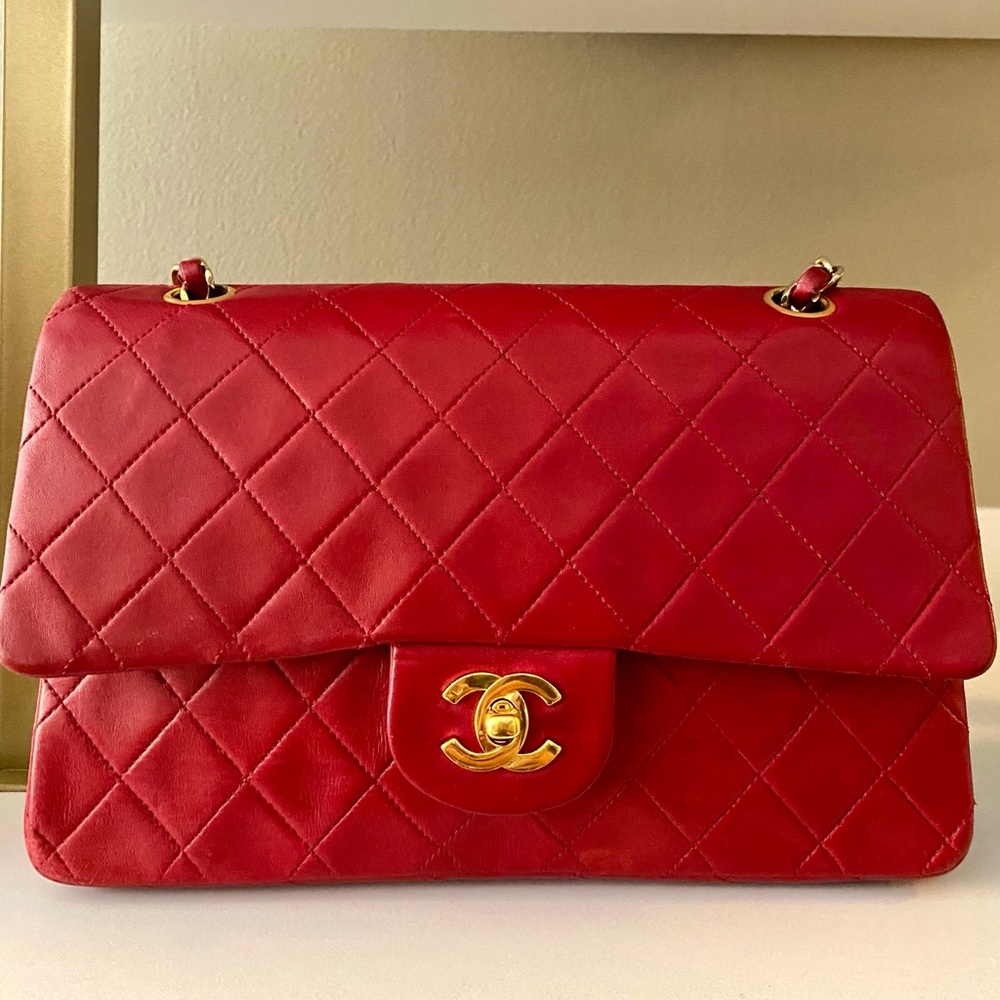 Chanel vintage classic flap bag RED